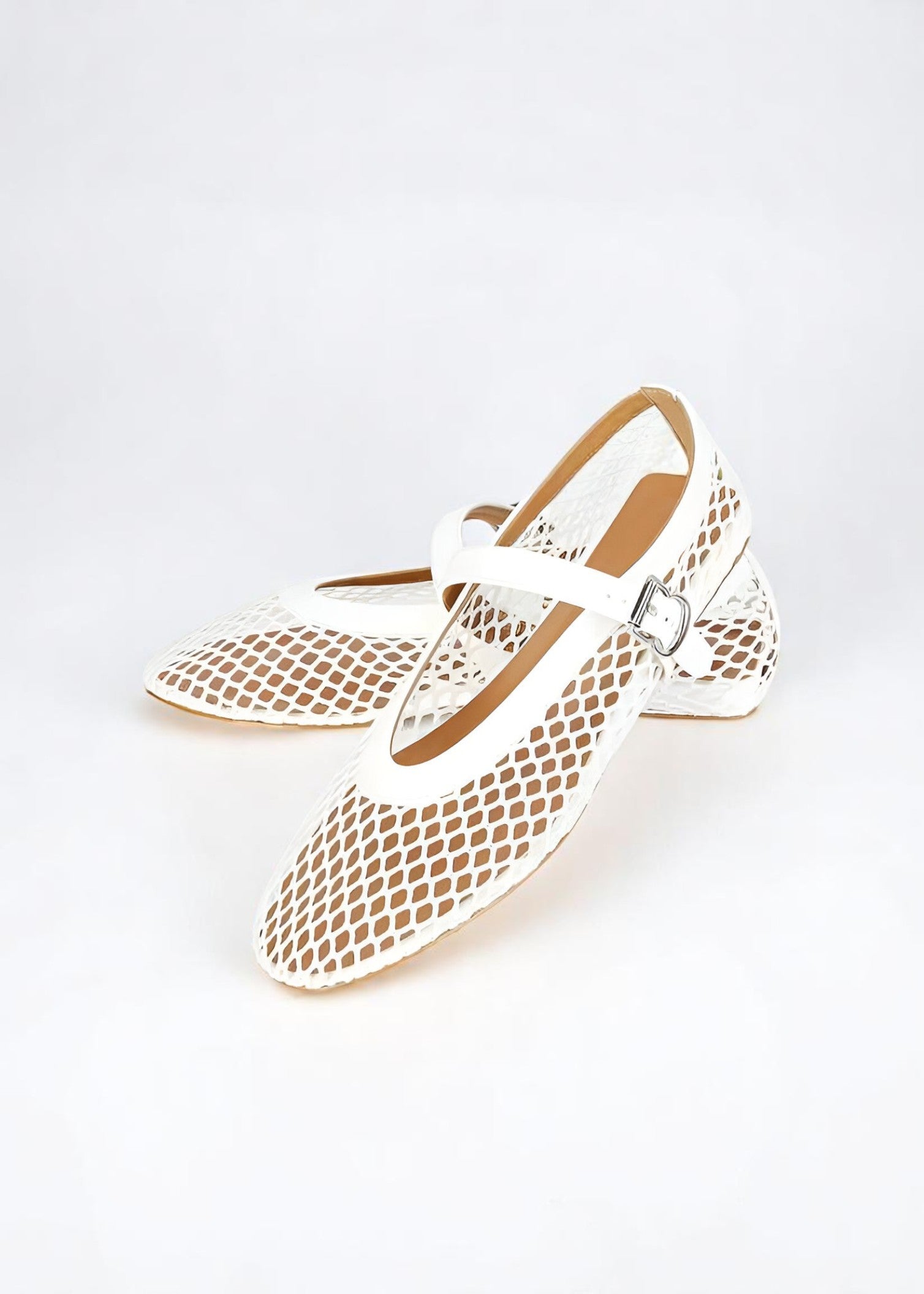 Luna – Mesh Flats με Μοντέρνο & Δηλωτικό Στυλ